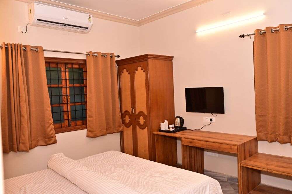Travelers Homestay