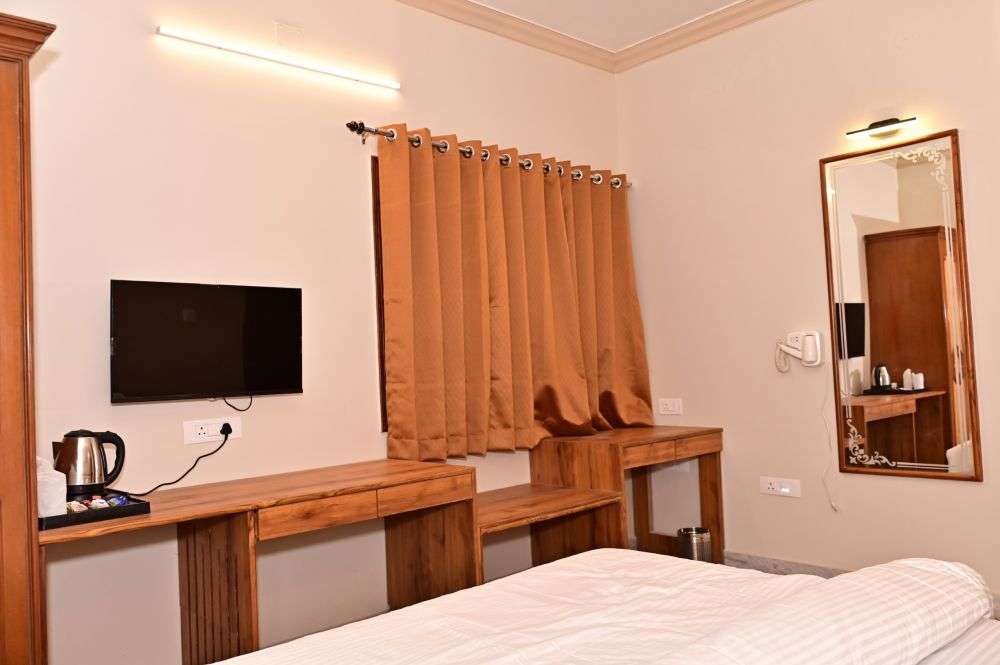 Travelers Homestay