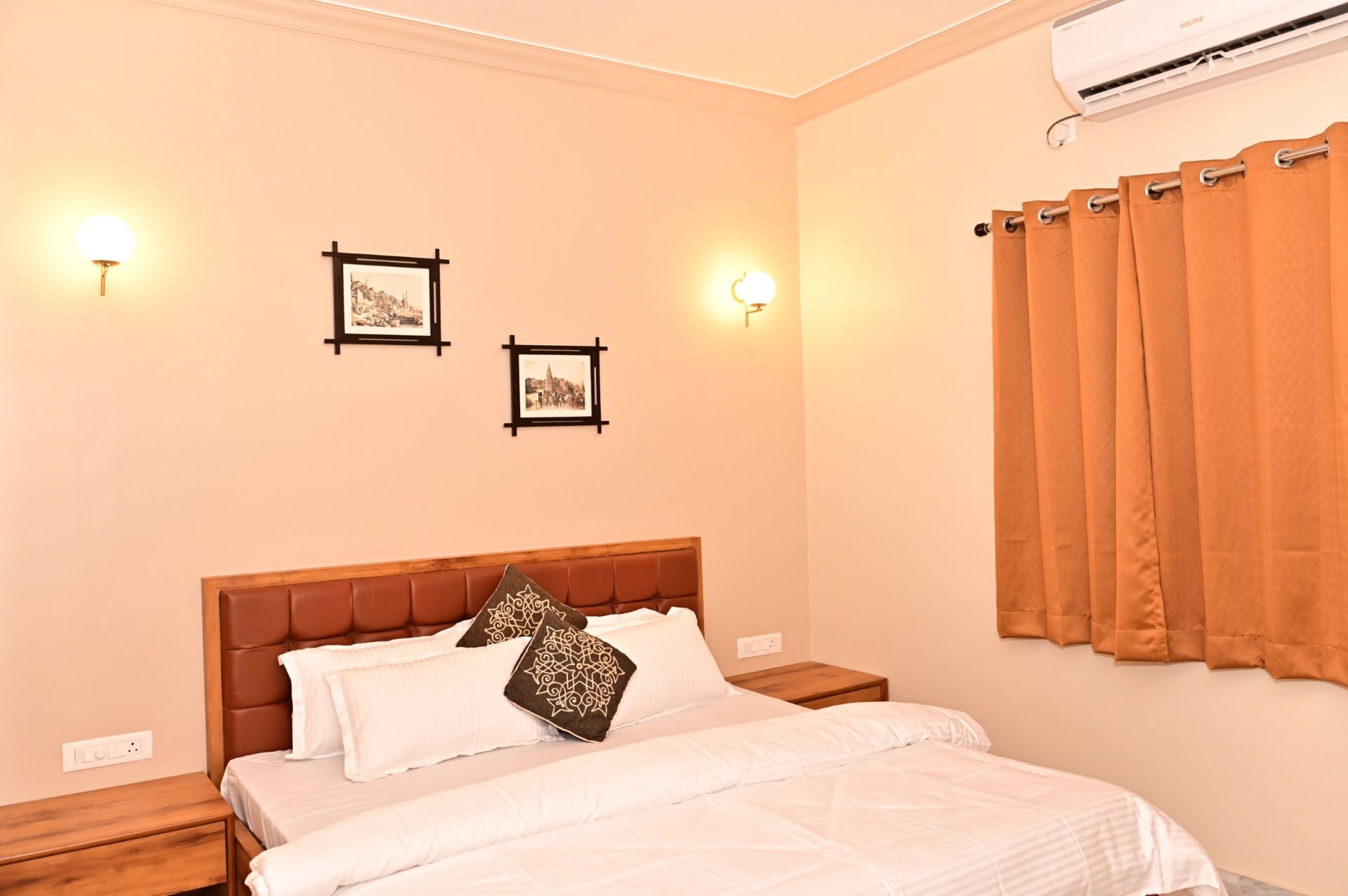 Travelers Homestay